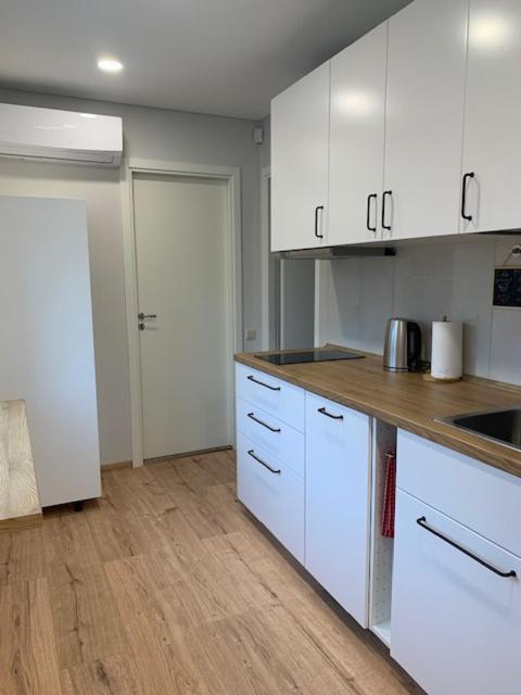 Cozy Apartment In 卡梅拉瓦 外观 照片