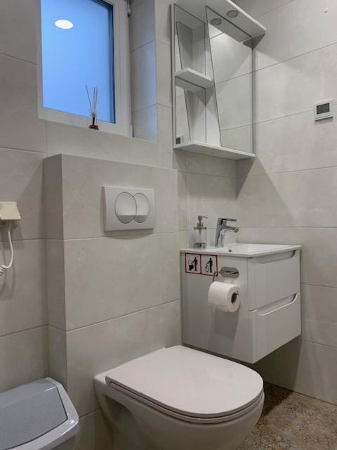 Cozy Apartment In 卡梅拉瓦 外观 照片